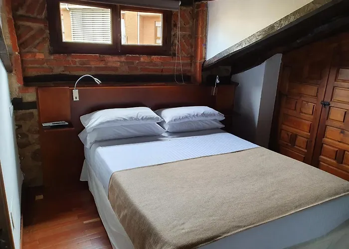 Ermita 1883 * Puente San Miguel